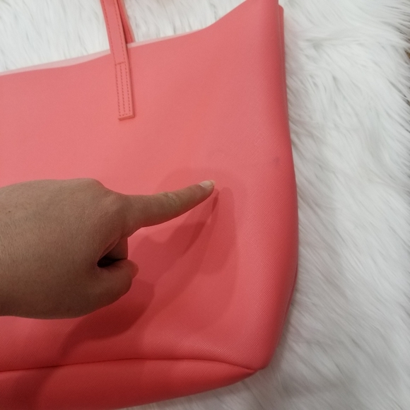 Coral Shoulder Bag with Wallet. - Picture 10 of 16